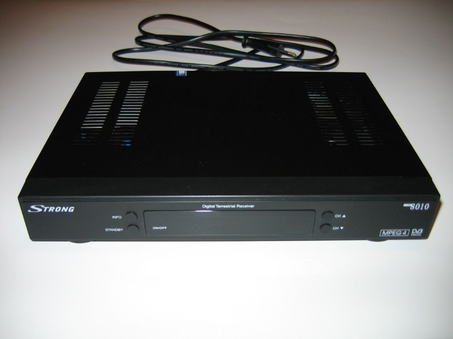 Цифровой эфирный ресивер STRONG SRT 8010 DVB-T.