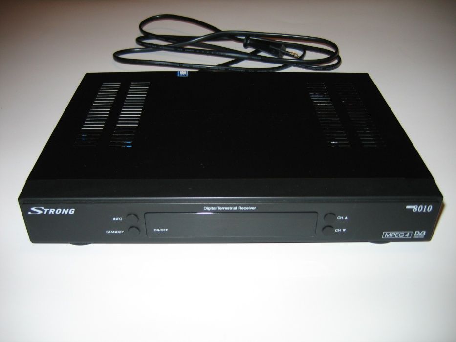 Цифровой эфирный ресивер STRONG SRT 8010 DVB-T.