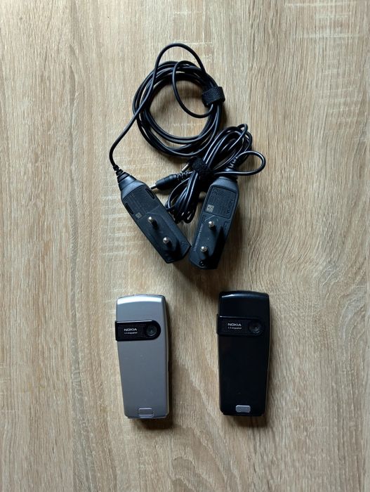 Nokia 6230i dwa telefony wraz ładowarkami