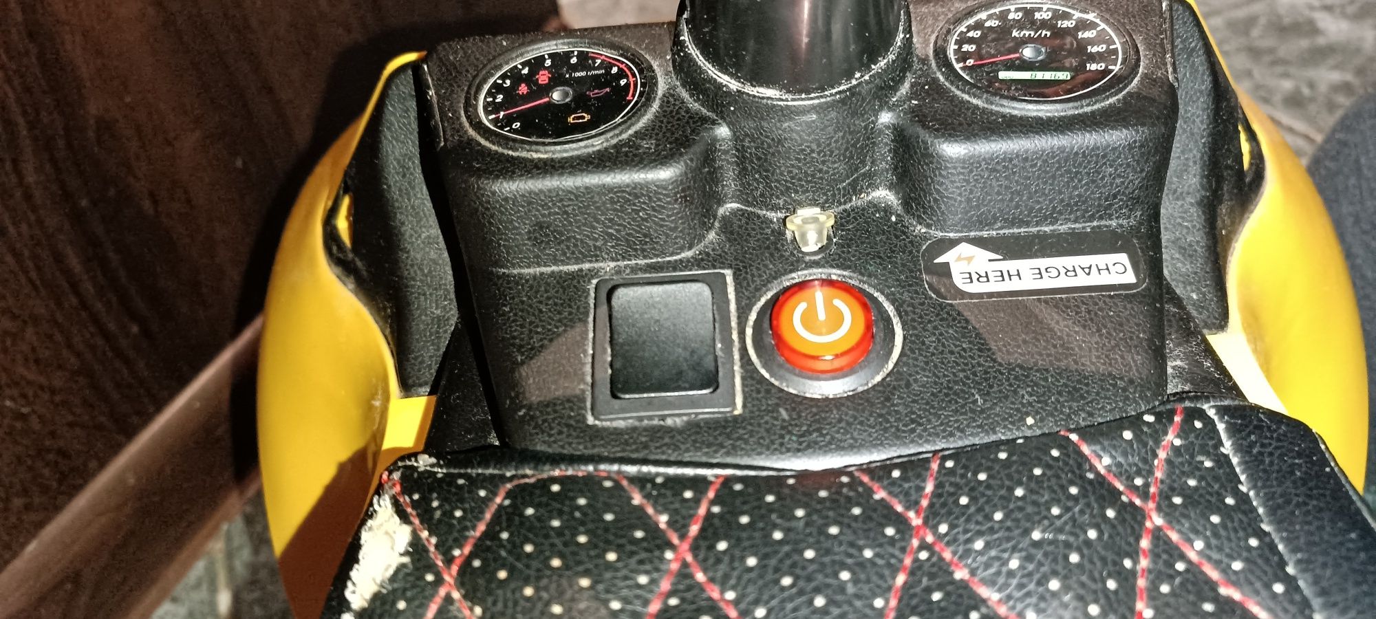 Jeździk elektryczny na akumulator
