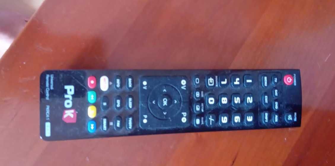 TV LG com pouco uso, como nova