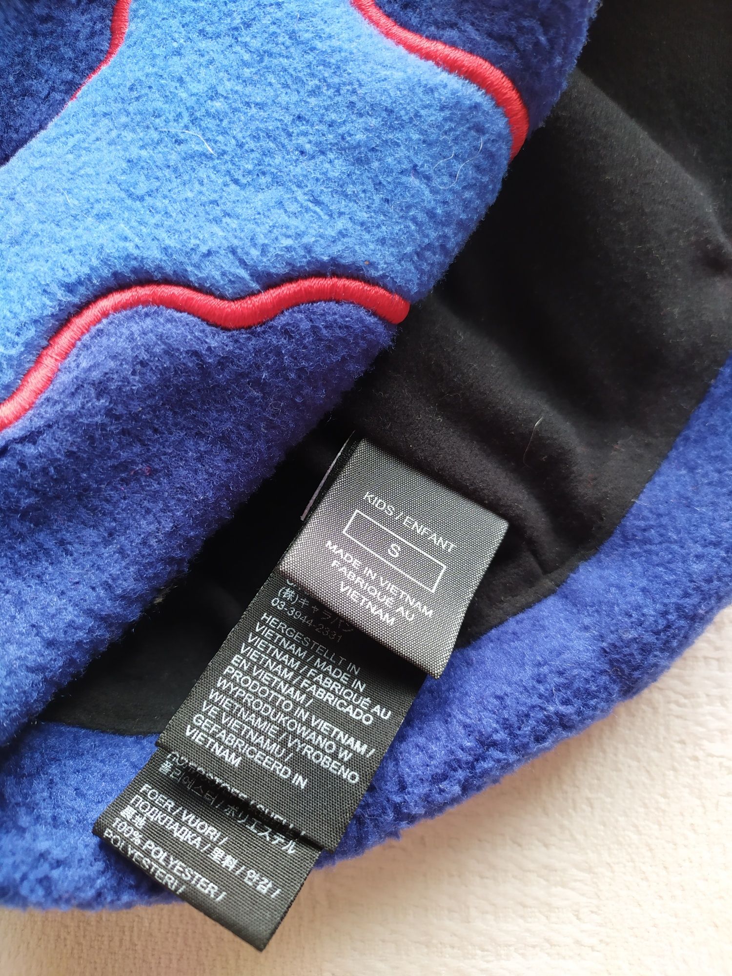 Продам детскую шапку фирмы Jack Wolfskin Front Paw Hat Kids royal blue