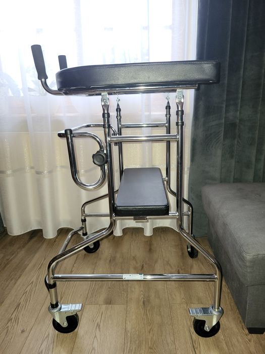 Balkonik , podpórka ,chodzik Ambona