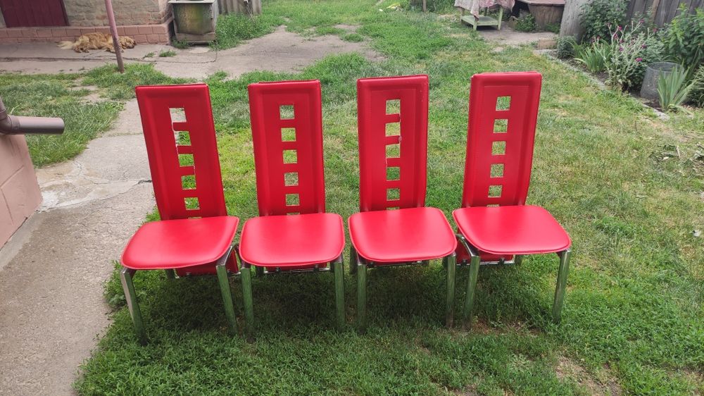 Стільці кухонні хромовані