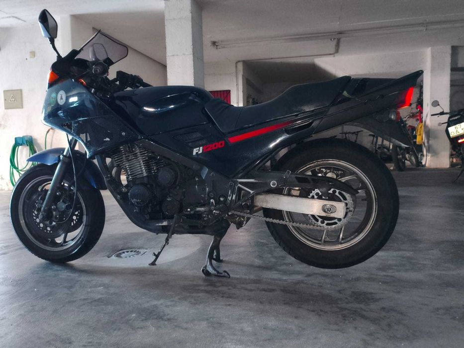Moto yamaha FJ1200
