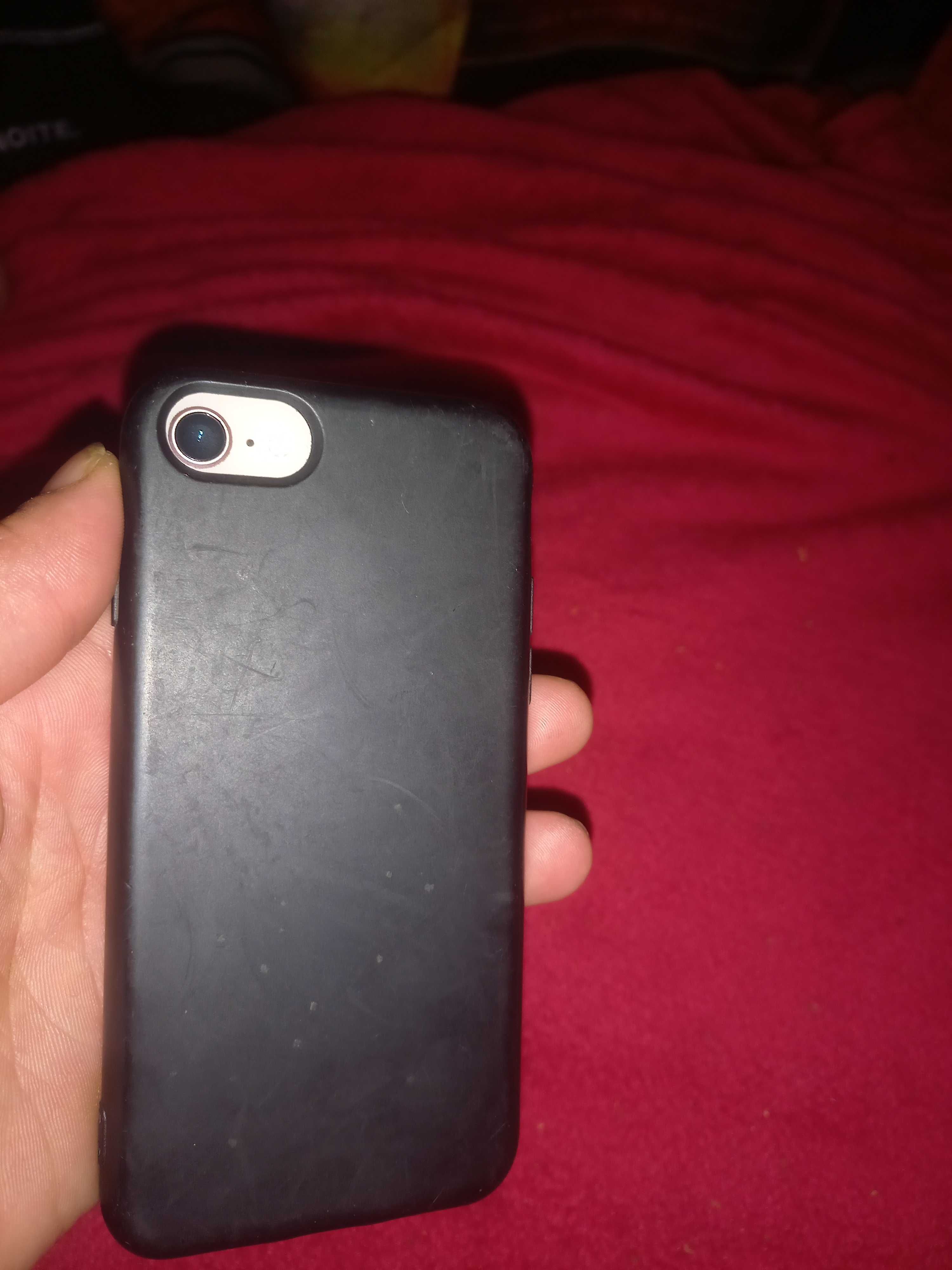 Vendo iPhone8 muito bom estado