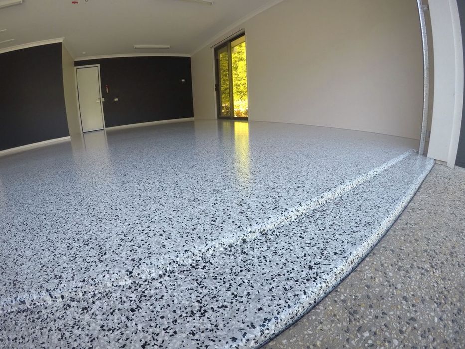 Pavimento epóxi de flocos de alta resistencia