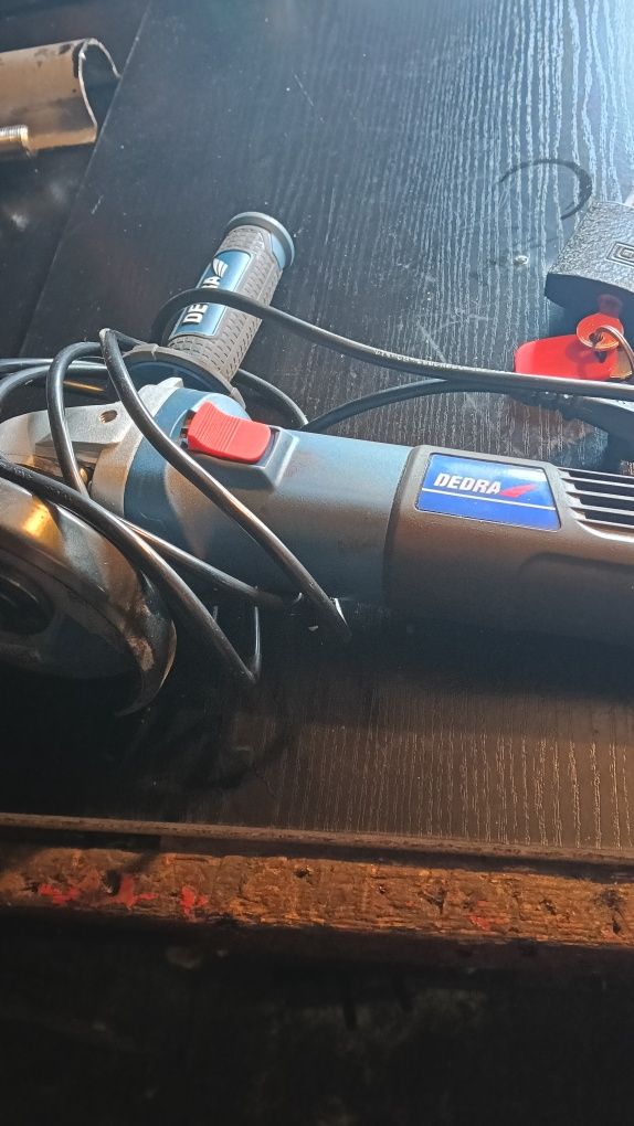 Telewizor 32 cale mam również Bosch używane stan idealny cena 150