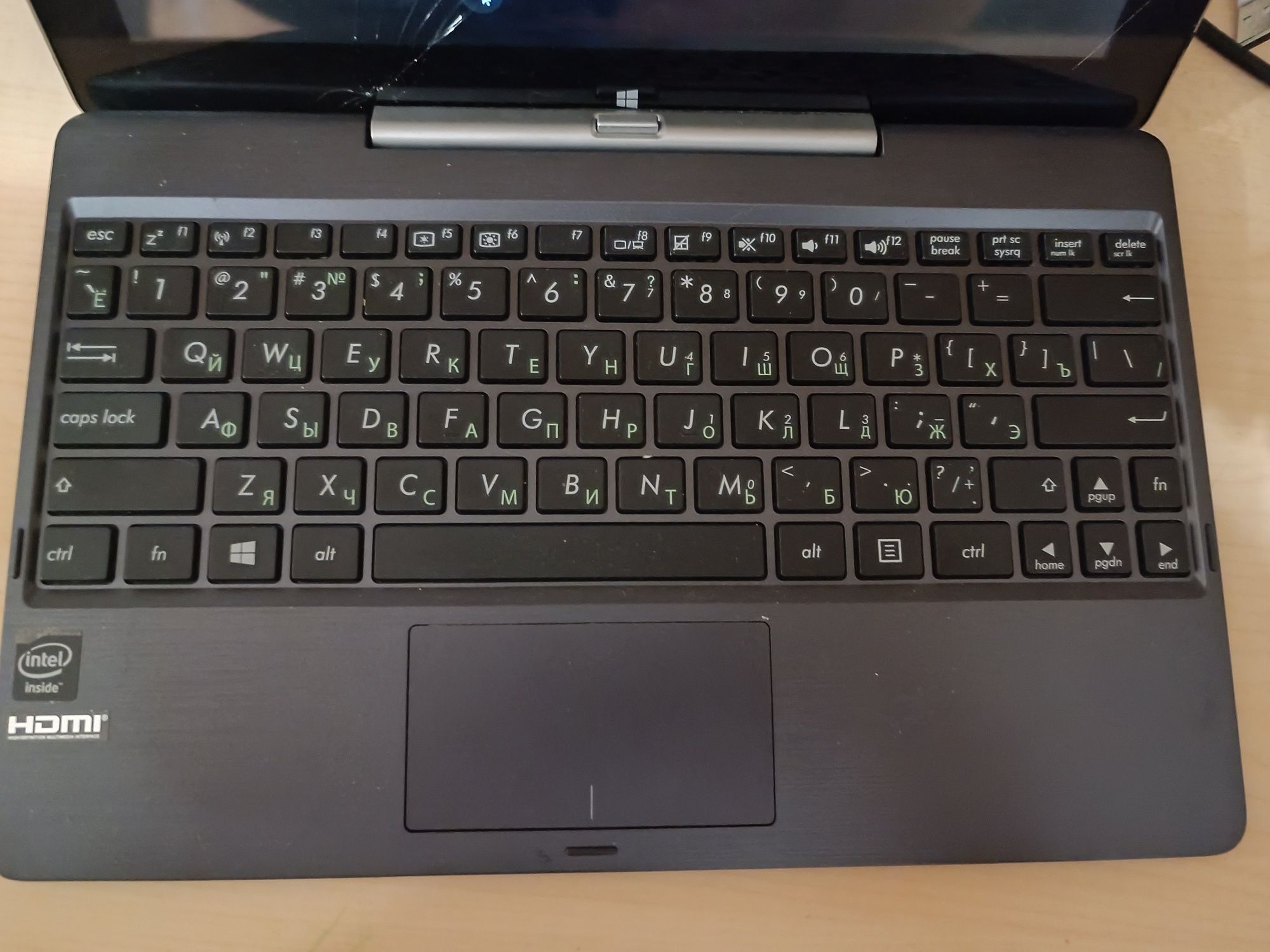 Планшет ASUS Transformer Book T100ТА

19
