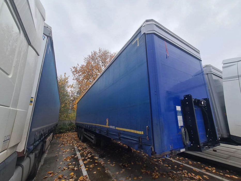 Kögel SN24  Kogel SN 24 plandeka standard