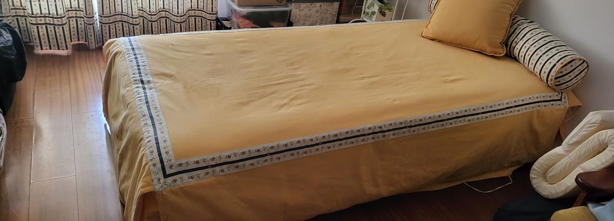 Sommier de solteiro