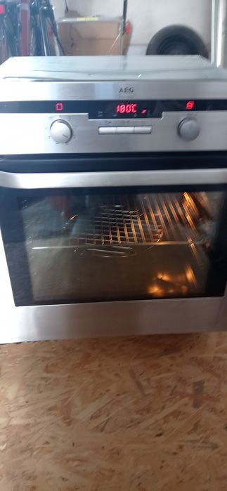 Piekarnik do zabudowy AEG