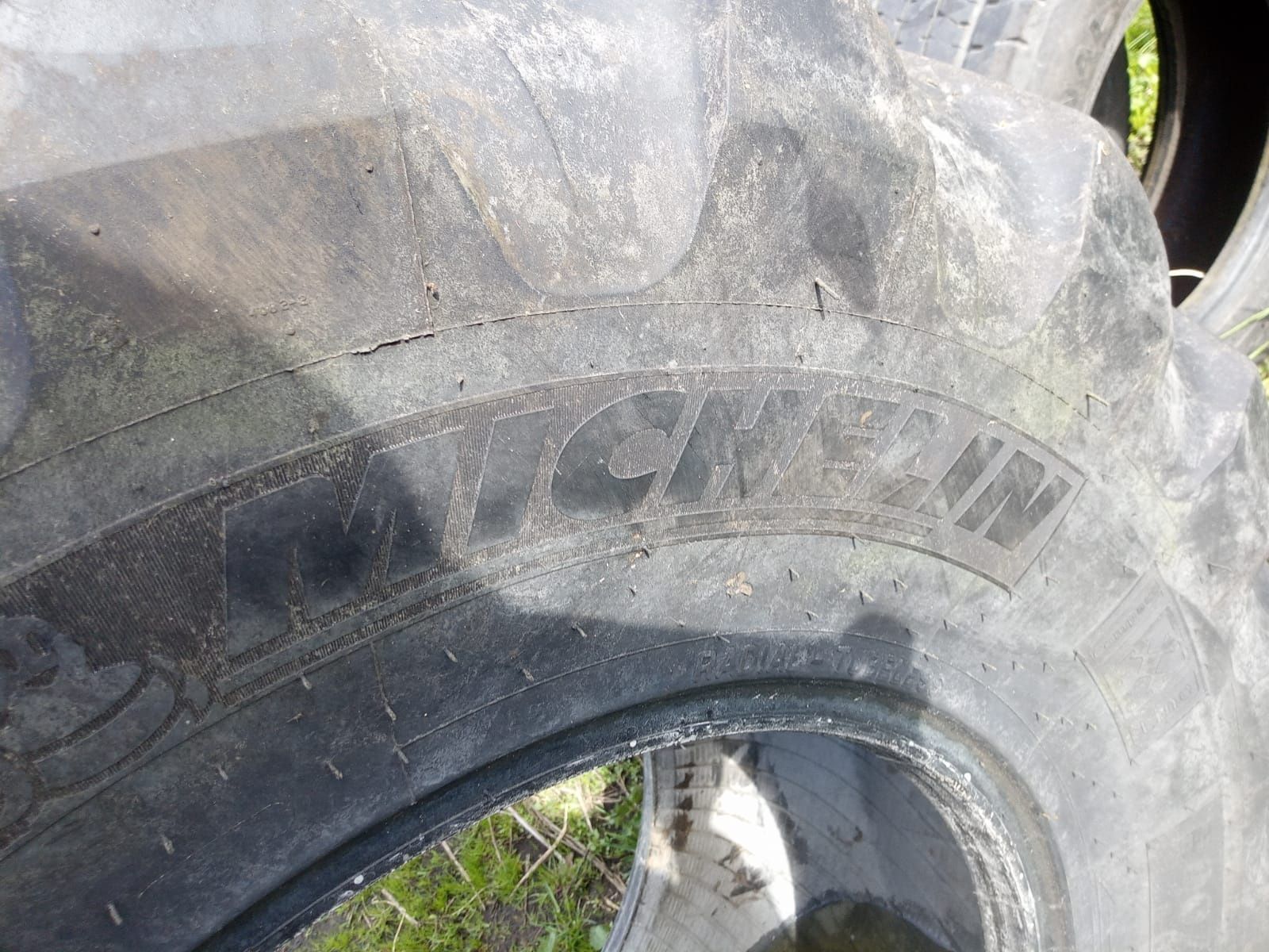 Opona 500/70/24 Michelin 4szt.