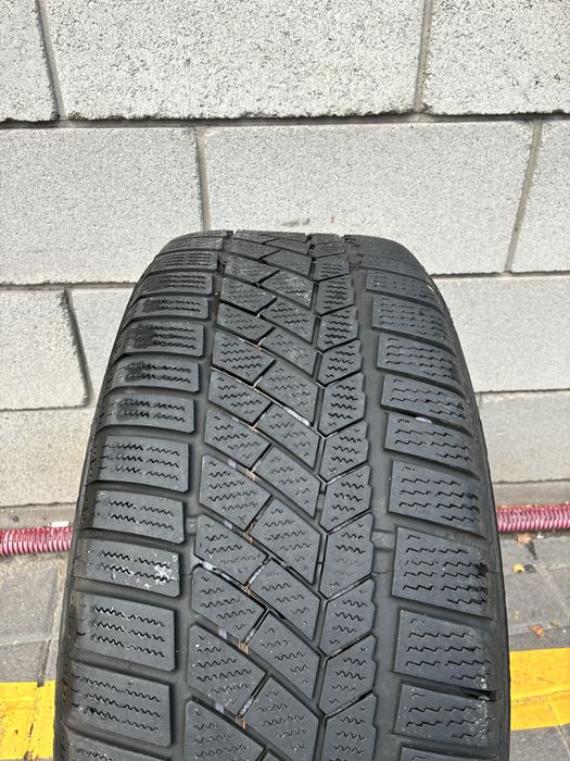 225/50 R18 Continental ContiWiner Contact Run Flat