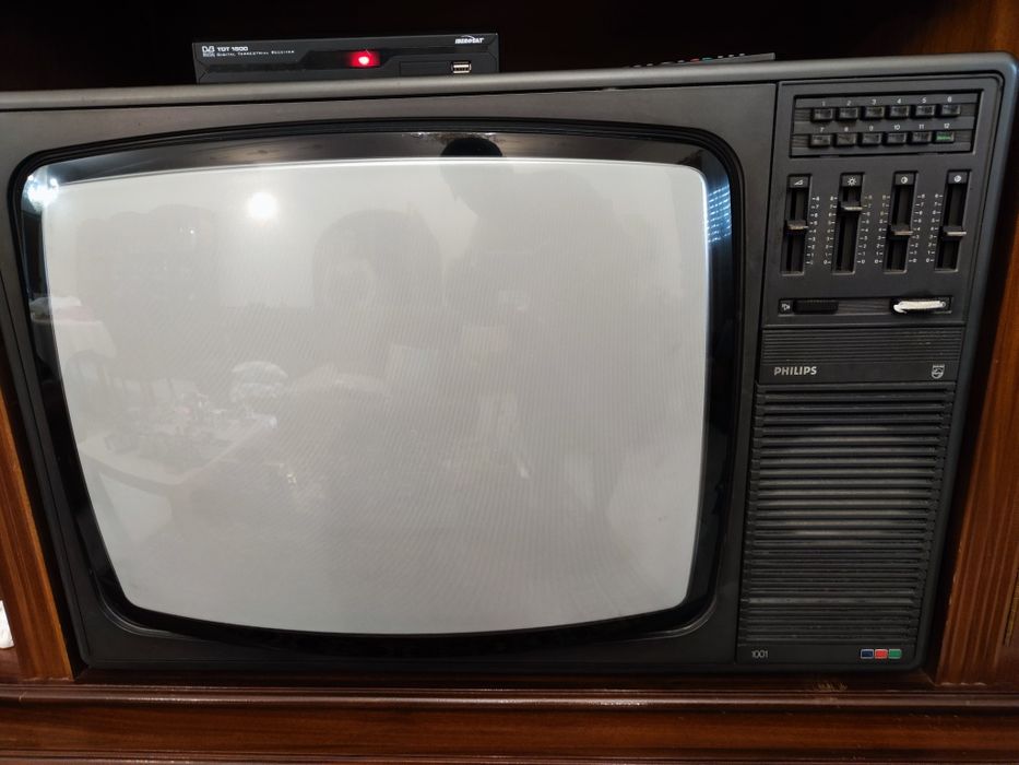 Televisão PHILIPS 1001 - Vintage