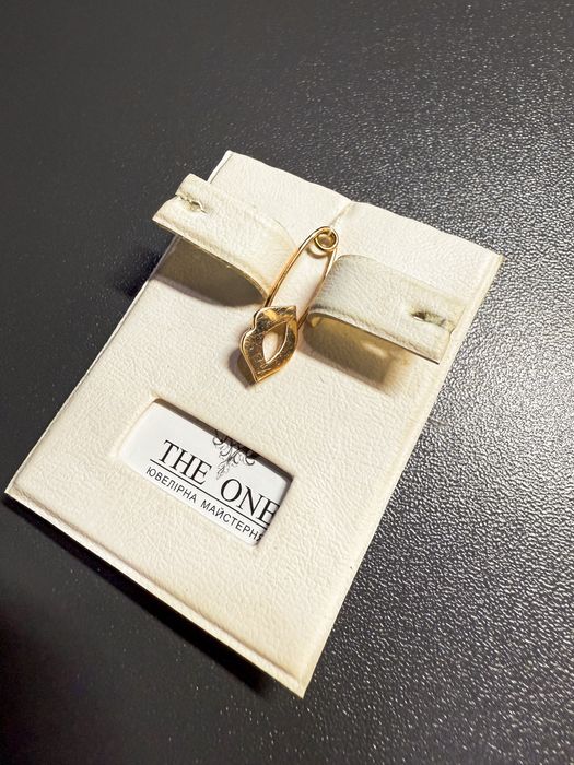 Підвіс. Золоті підвіси 585 проби