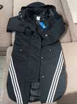 Adidas новая парка пуховик длинный