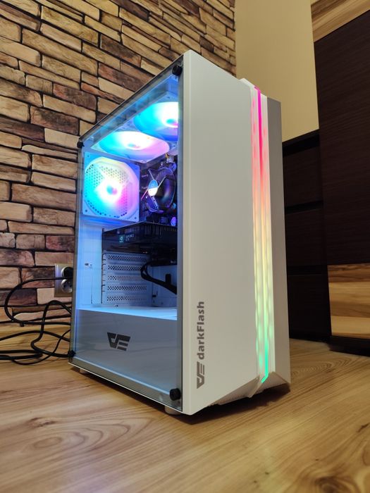 Komputer gamingowy super stan