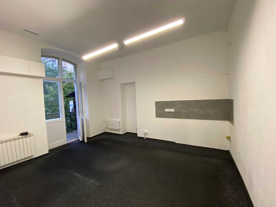 СПП 25% Світло завжди! Офіс 260 м2 вул. Володимирська 10 Майдан 10 хв.