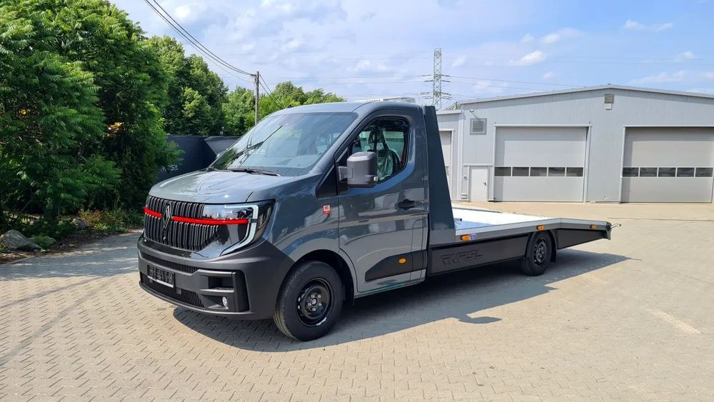 Renault NPS Master  z wysoką osłoną kabiny i panelem LED!