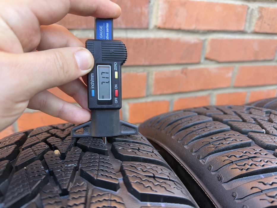 Комплект резина 2022 195 55 15 зима та диски ДИСКИ 5 112 VW SKODA