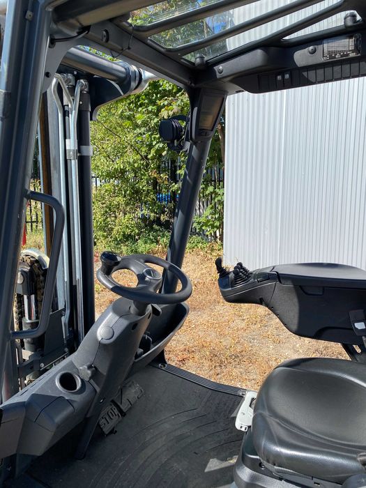 Wózek widłowy LINDE H25T, TRIPLEX, PRZESUW BOCZNY, 2017 rok