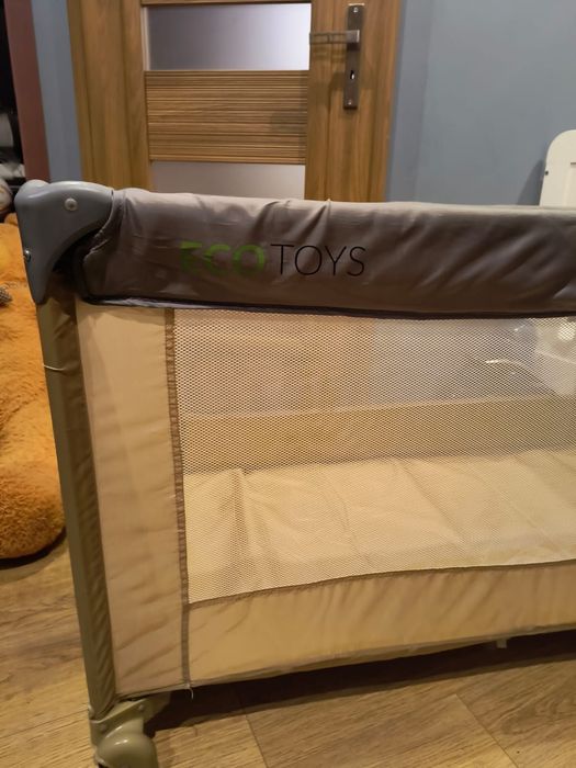 Łóżeczko w super stanie