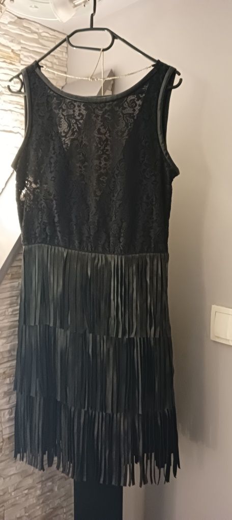 Sukienka czarna M/L frędzle, eco-skóra