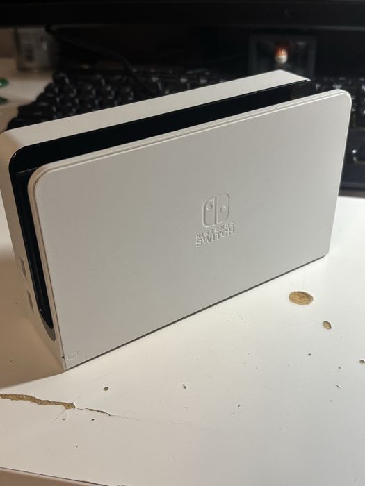 Nintendo Switch OLED + Pokemon Scarlet