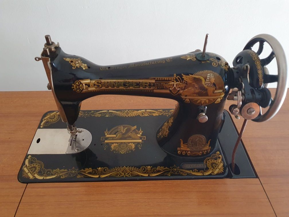 Maquina de costura Singer