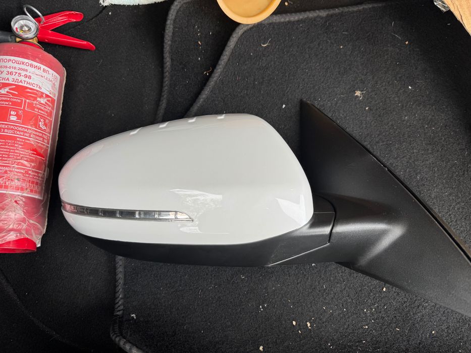 Праве дзеркало Kia Optima 2010-2015