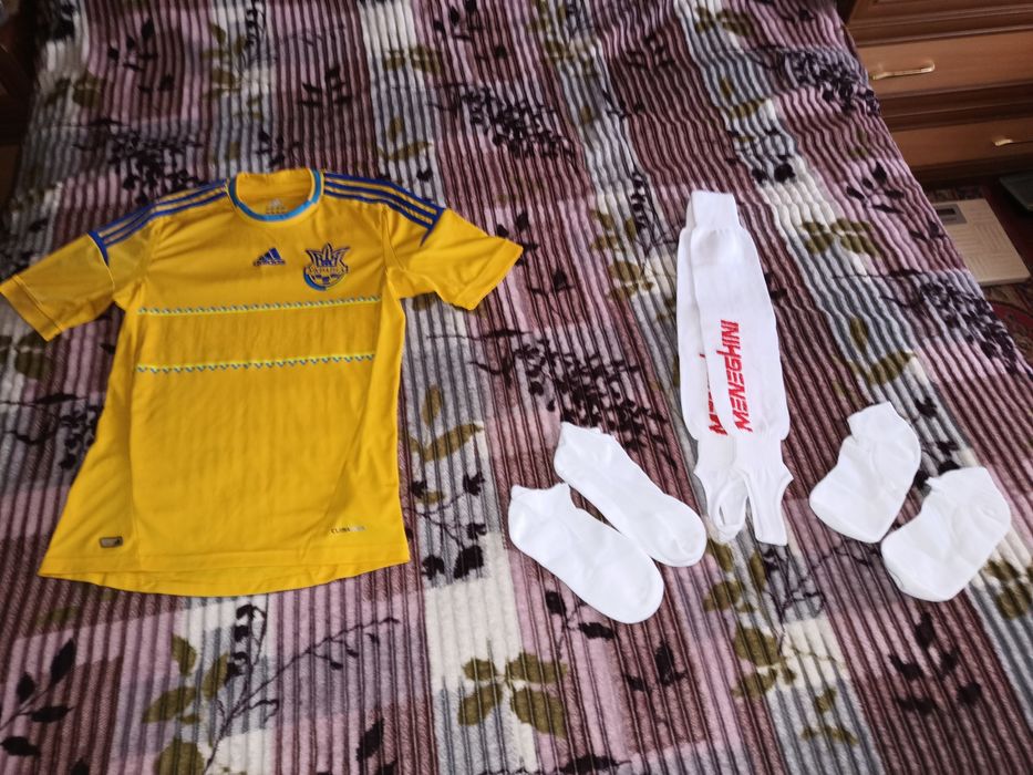 Гетры футбольные+футболка