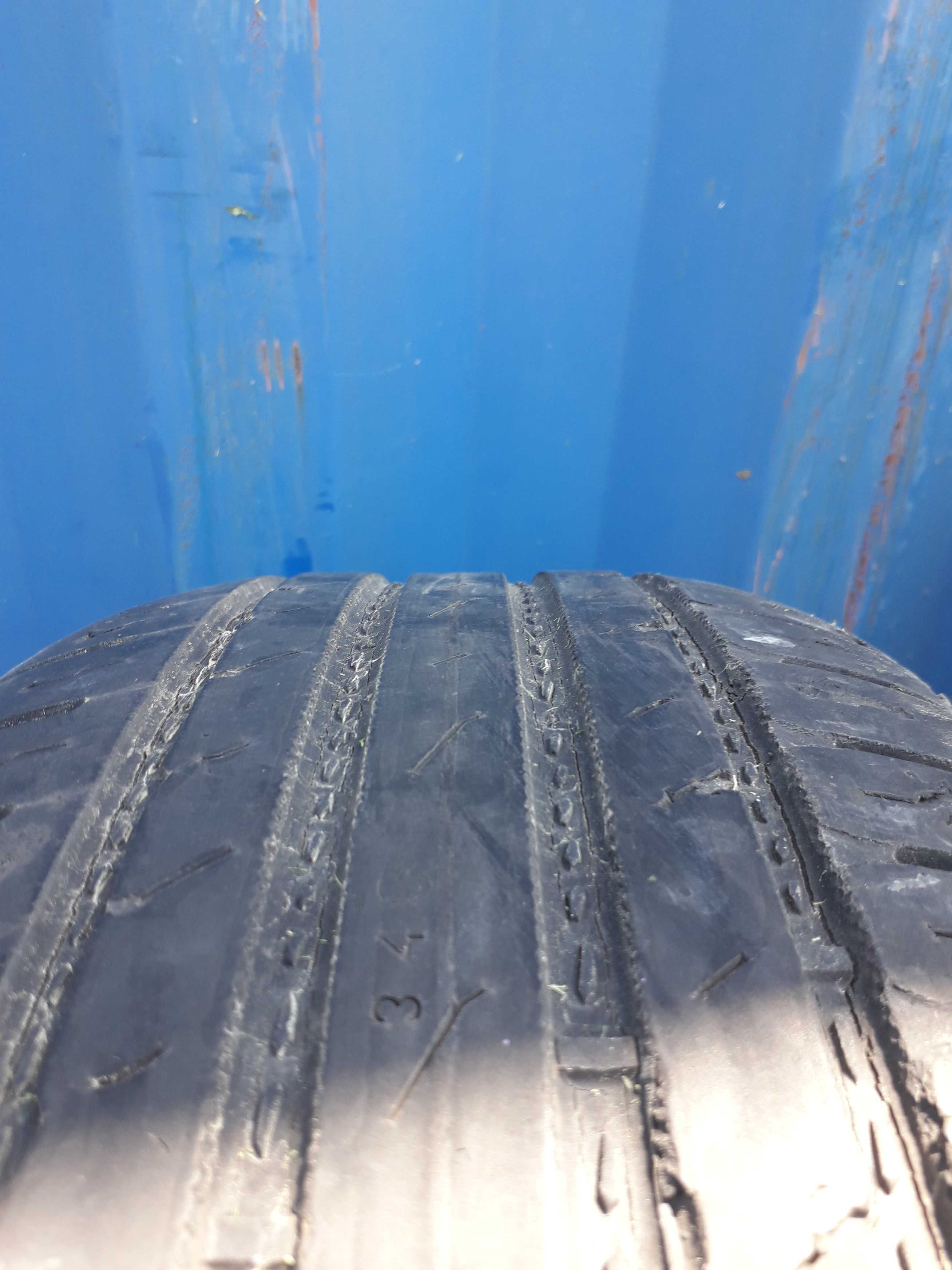 Nokian 225/55/19