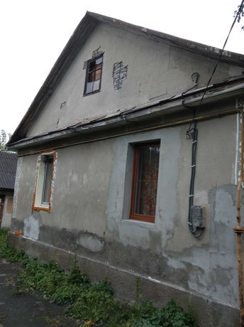 Продам будинок у місті вул:Почаївська 82
