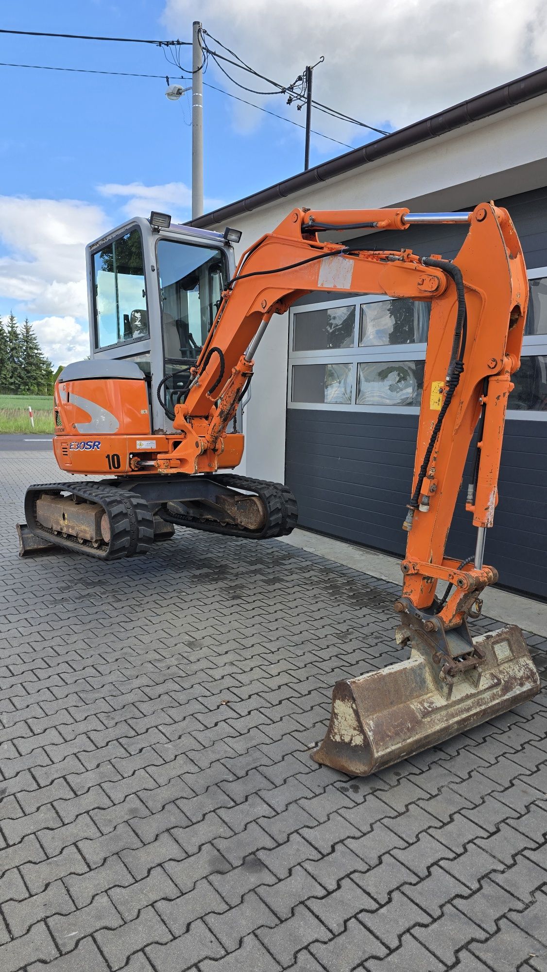koparka Fiat Kobelco E 30 SR  3200 kg nie hitachi , takeuchi mini
