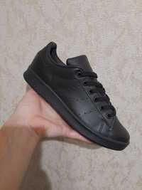 Кросівки, кеди Adidas Stan Smith оригінал, шкіра  розмір 37,5