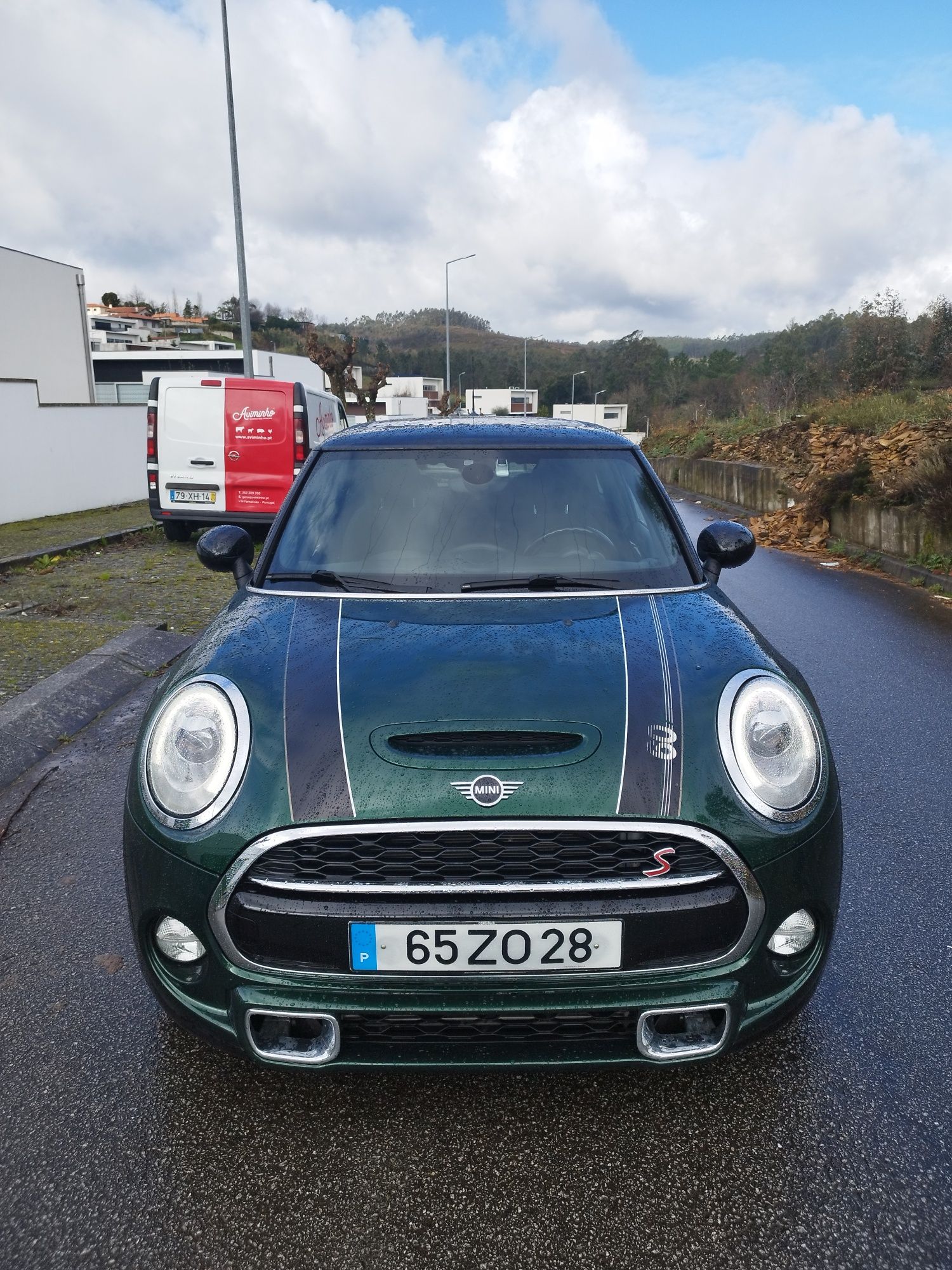 Mini Cooper impecável