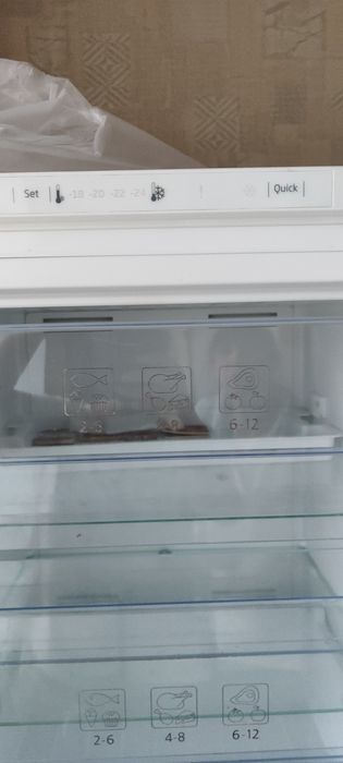 Морозильна камера Beko