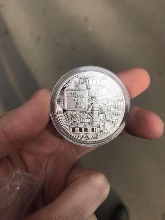 Сувенирная коллекционная монета в виде Биткоина Bitcoin
