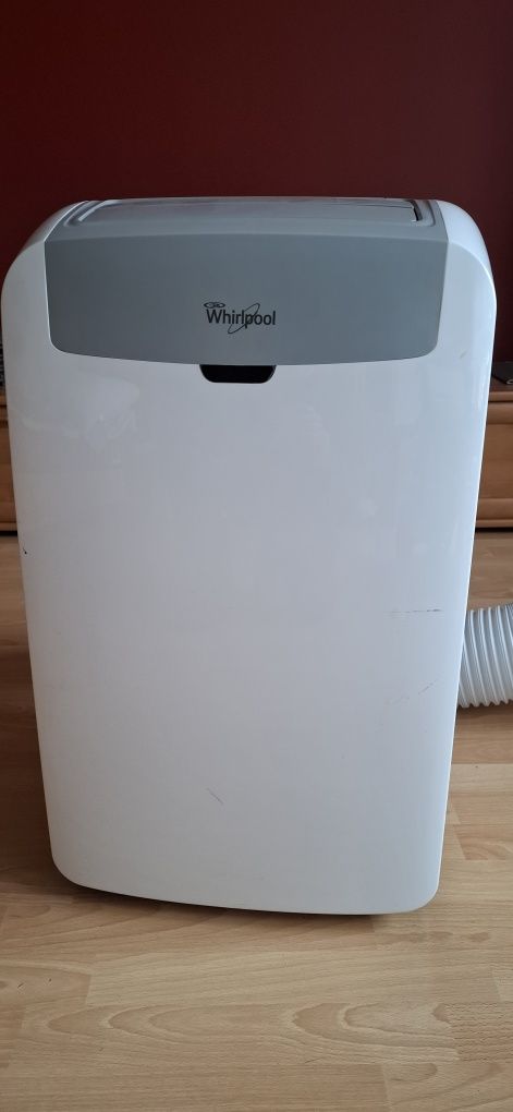 Klimatyzator wolnostojący " Whirpool "
