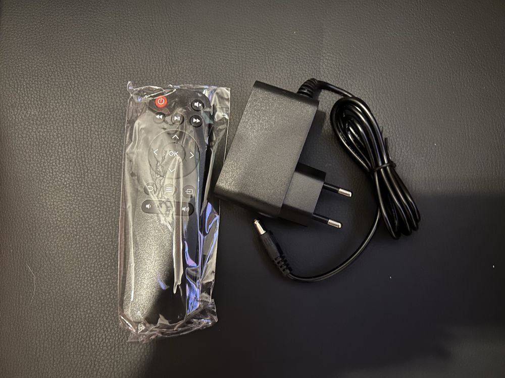 Projektor LED Q200 – nowy