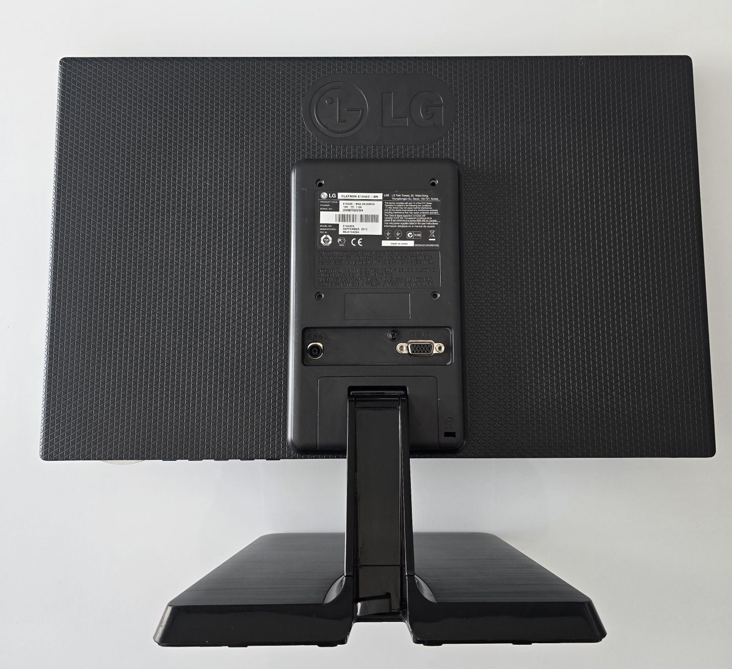 Monitor LG E1942C-BN