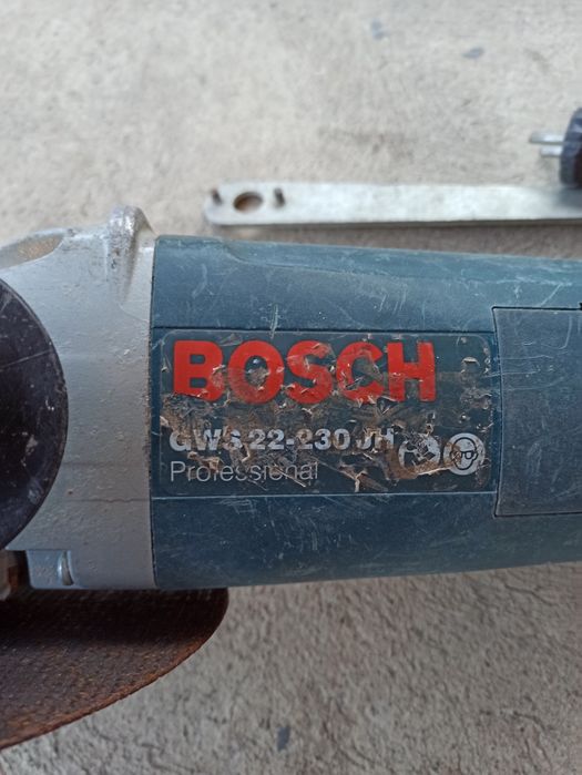 Болгарка   Bosch