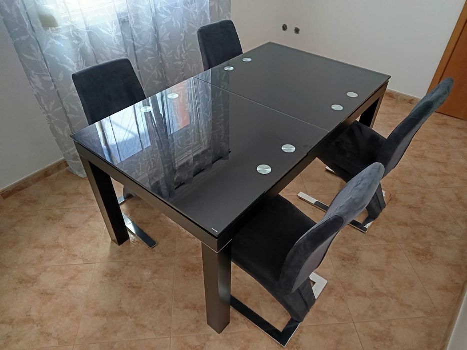 Mesa Sala Jantar - Vidro Temperado - Inclui 4 Cadeiras - Como NOVO