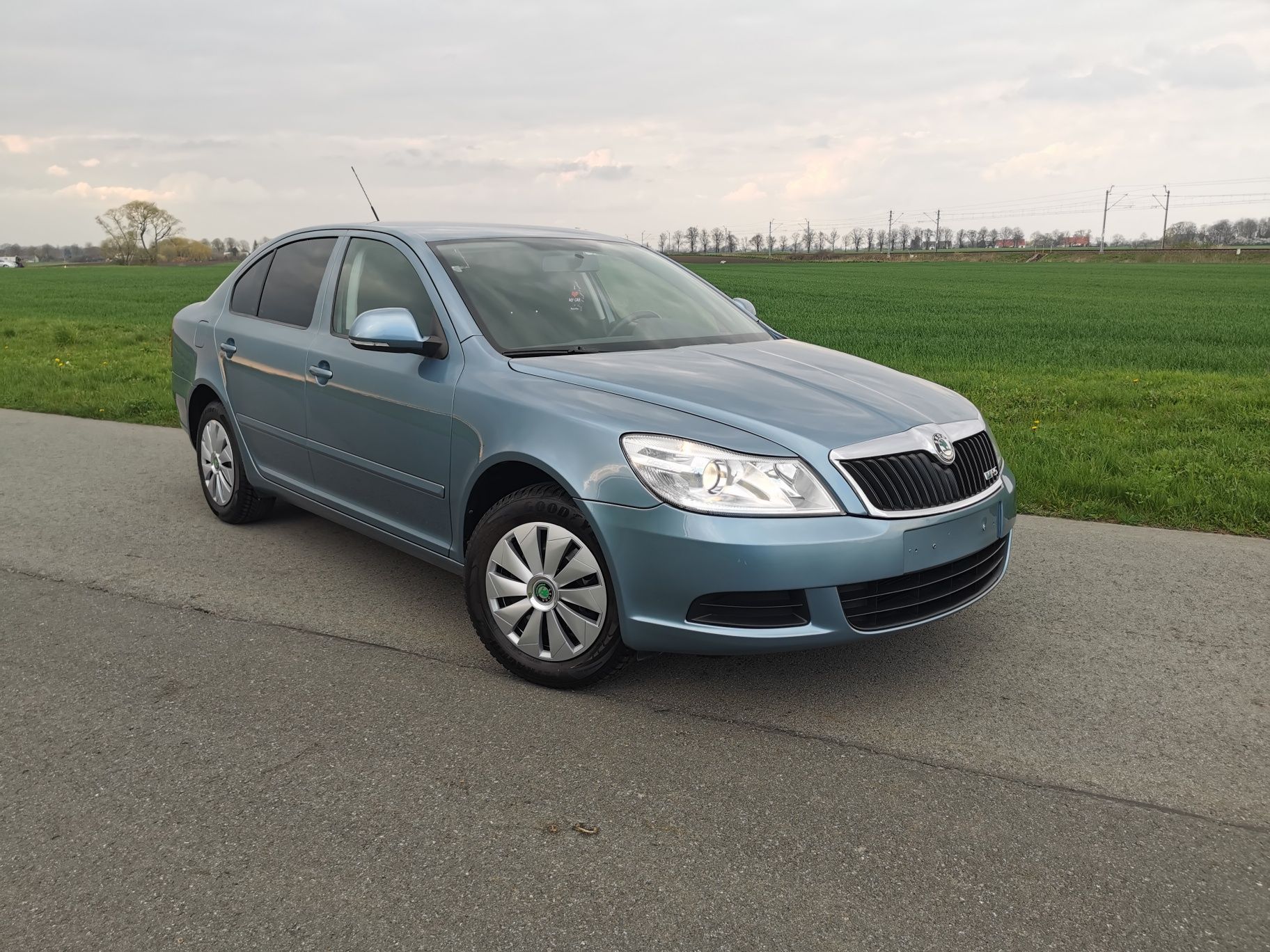 Skoda Octavia 1.6 Benzyna MPi 102 km Mały Przebieg Super Stan