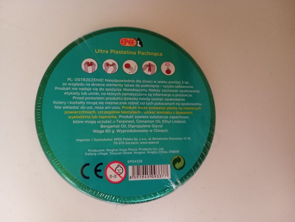 Ultra plastelina metaliczna pachnąca jak cola