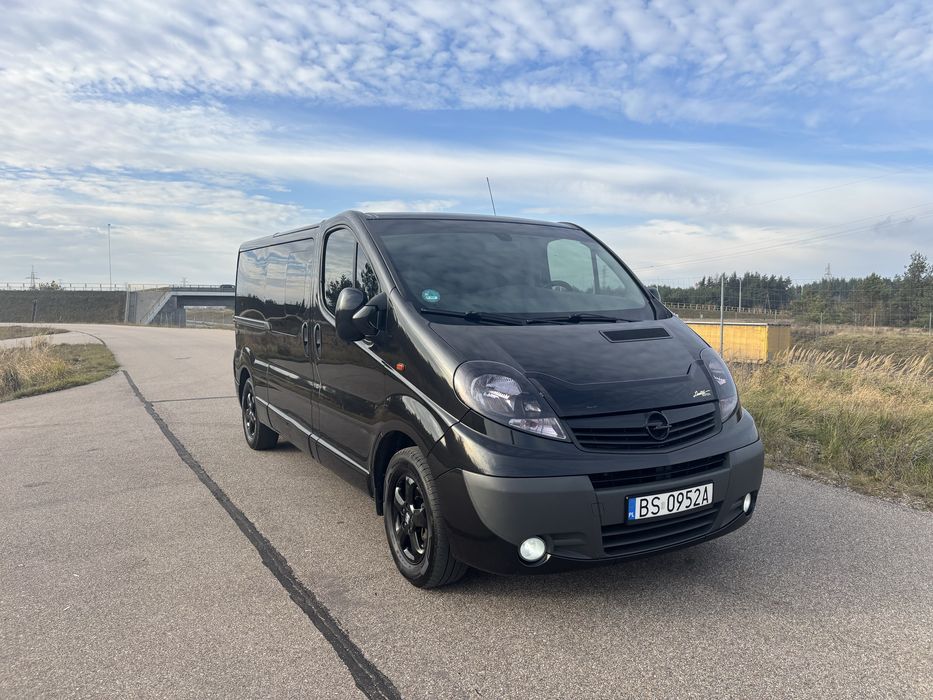 Opel vivaro/trafic long 9os. 10.2014