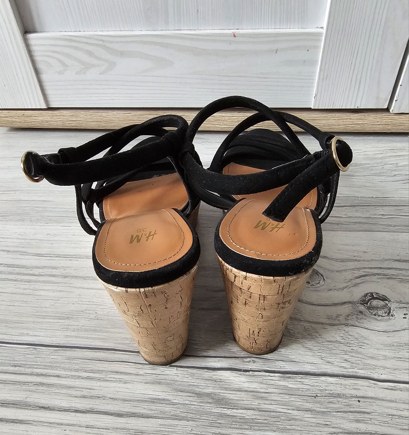Piękne sandałki na koturnie espadryle H&M paski minimalistyczne 38