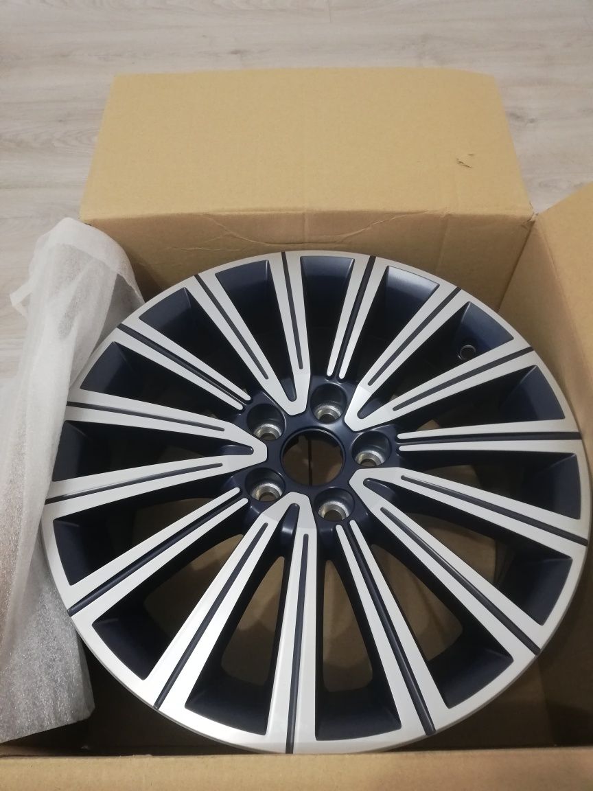 Felga Ibiza Connect 6P0601.025D SR5 nowa!