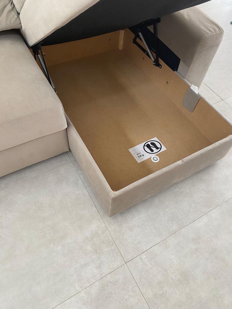 Sofá com Chaise Longue